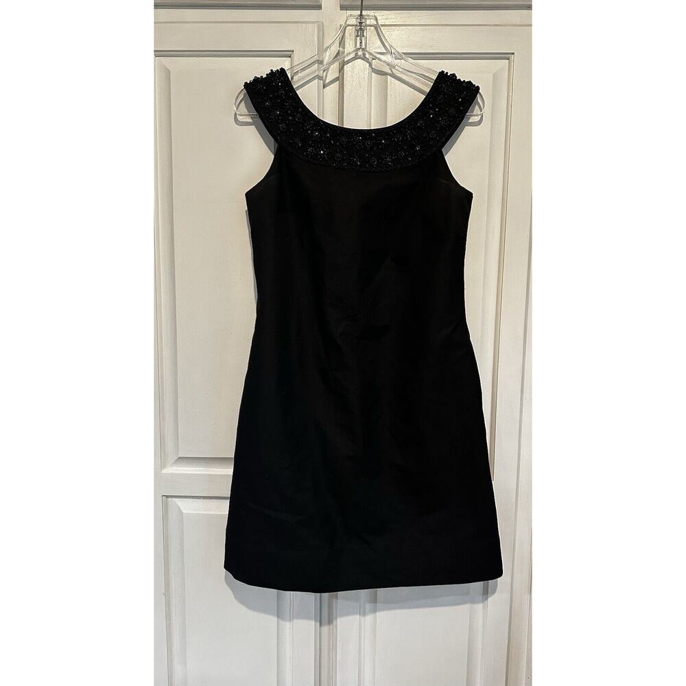 Shoshanna Black Dress Wool Silk Blend Beaded Neckline Size 6 Lined Pockets Mini
